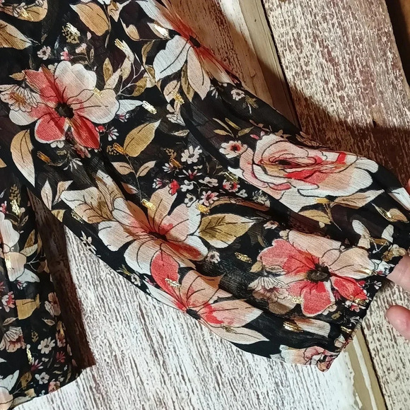 Floral sheer boho gathered mock neck flowy ruffle shimmer wide sleeve M - Picture 6 of 14